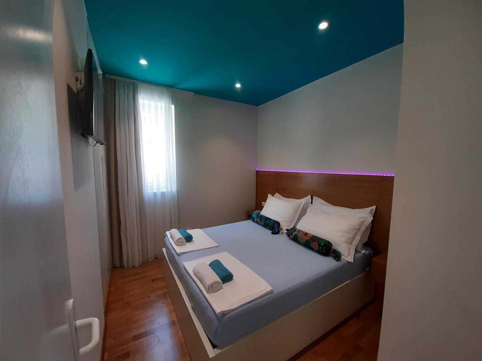 Pansion Mlikota Bed & Breakfast Promajna Bagian luar foto